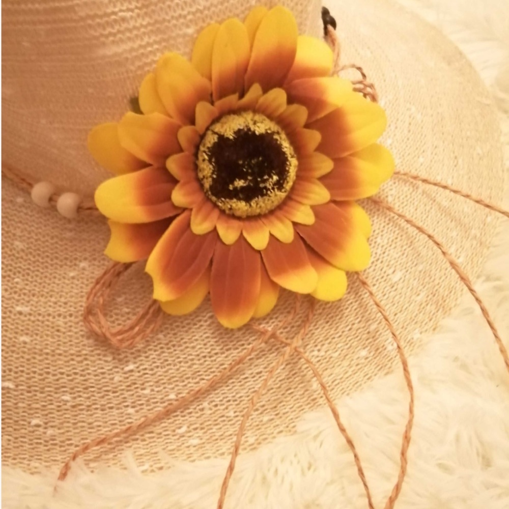 Sunflower Boho Floppy Beige Straw Hat - Picture 7 of 11